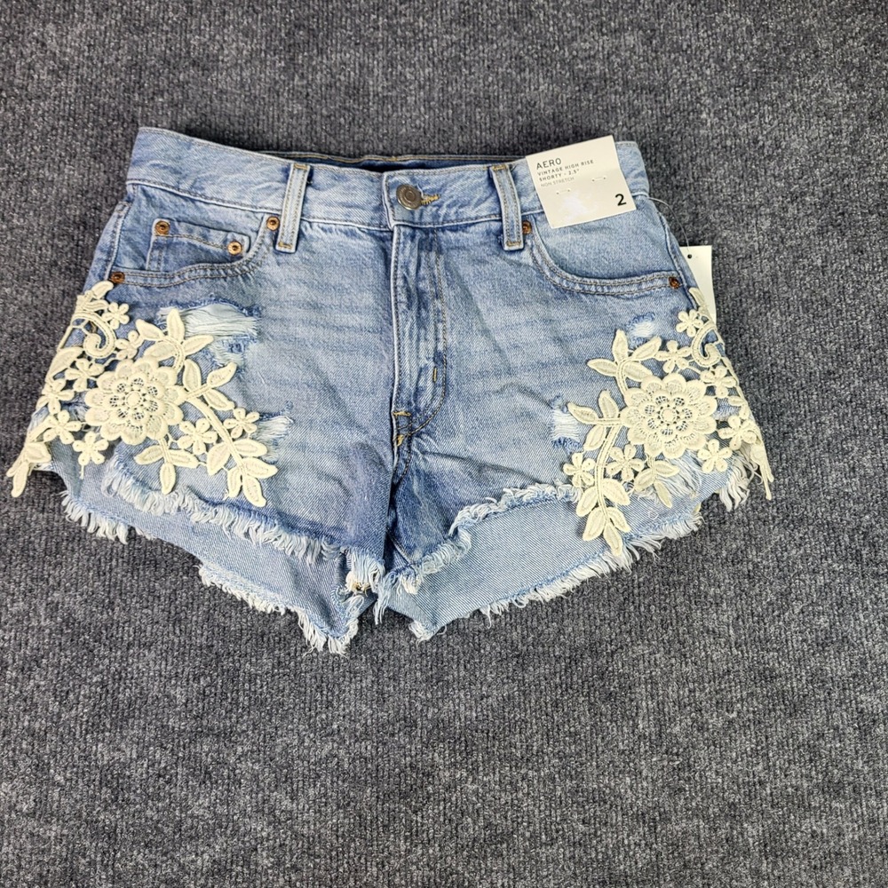 Aeropostale Vintage High Rise Shorty 2.5 Denim Shorts Lace Distressed Size 2